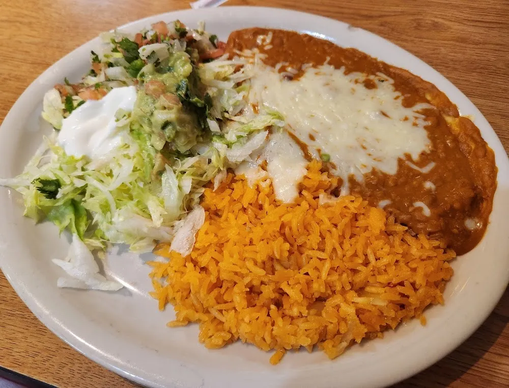 Beans and Rice w Fresh Toppings